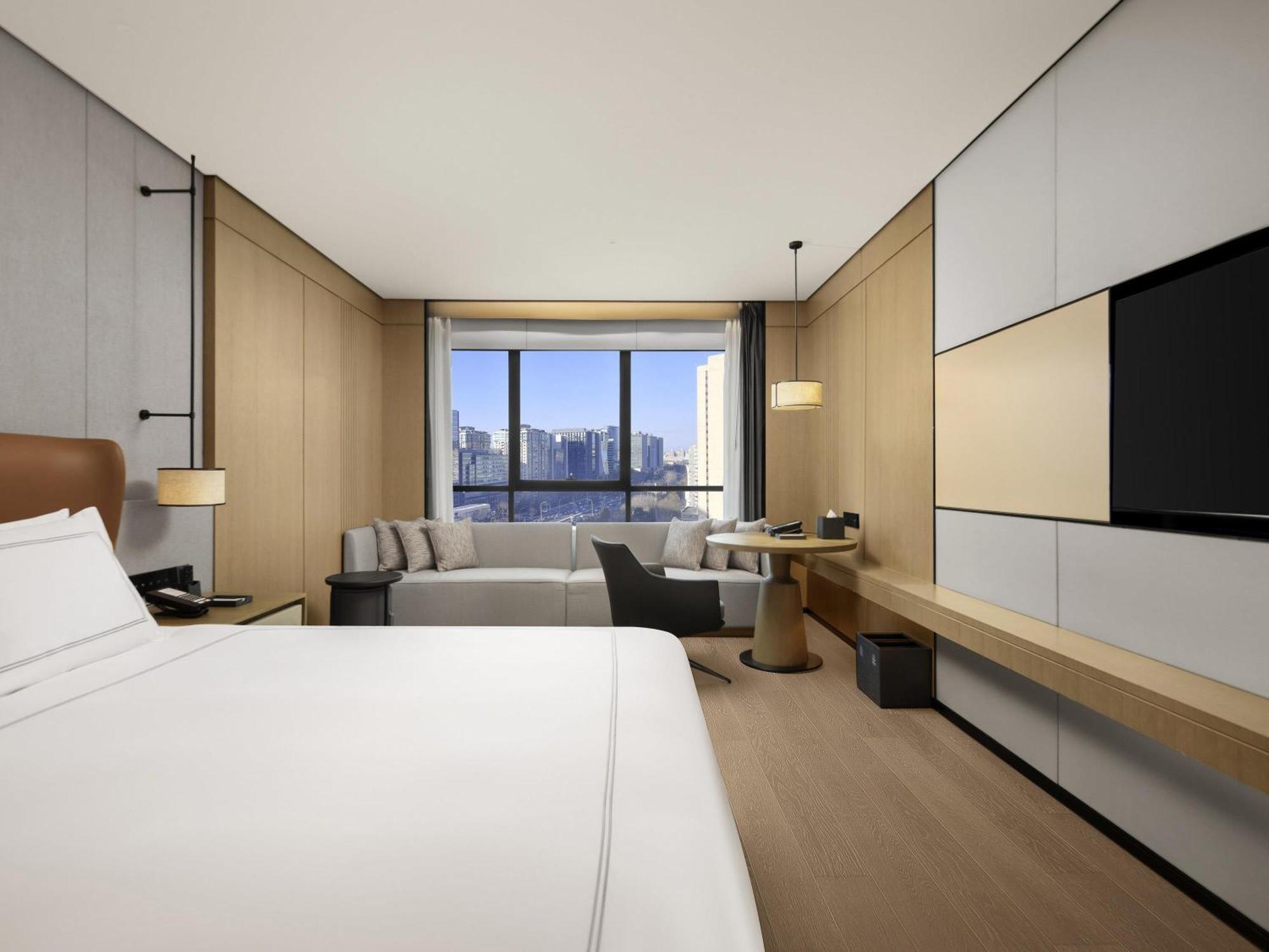 Premier King Room
